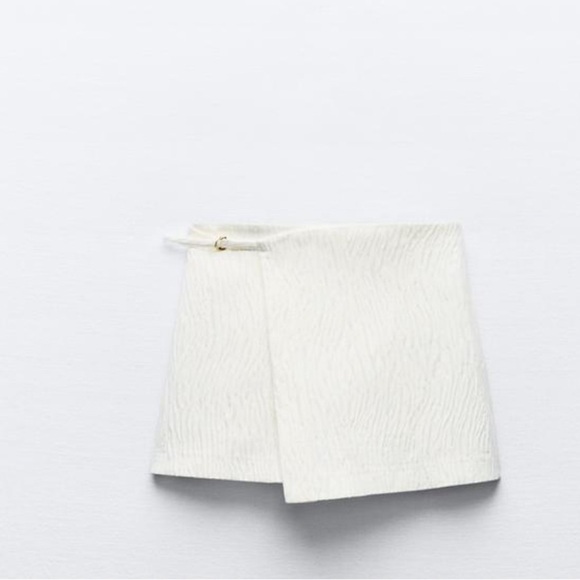 ZARA WRAP FRONT SKORT - Picture 6 of 12